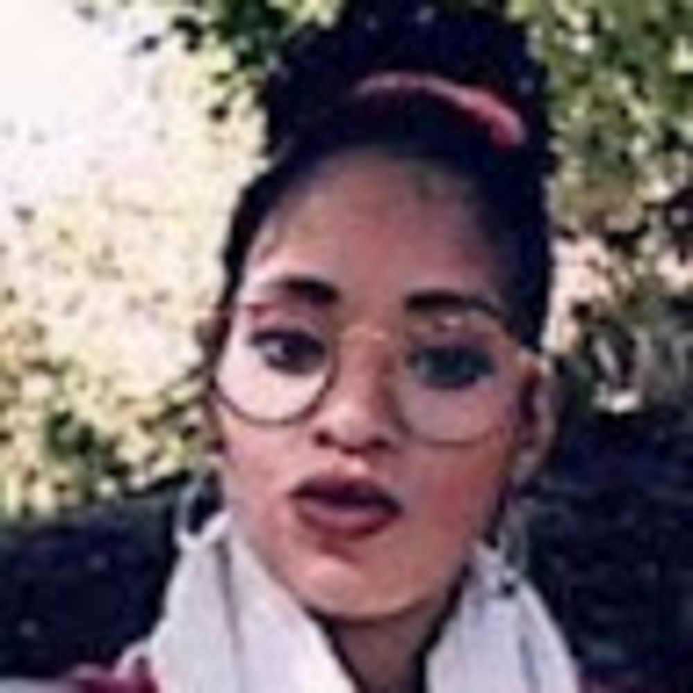 Meet your Posher, Adelaida